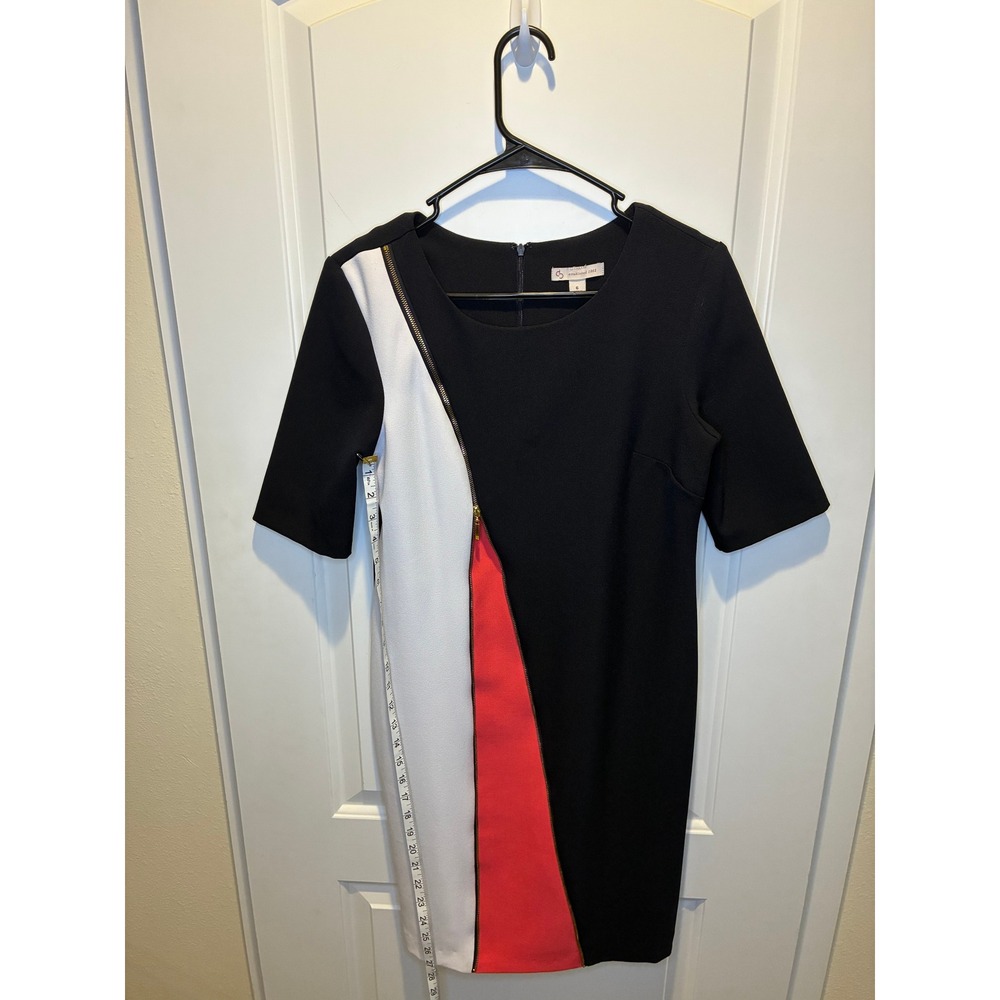 DB Navy, Coral, and White dress with zipper Size 6 - Picture 3 of 4